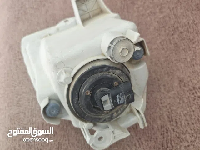 أغطية تثبيت المقاعد الداخليه لكزس es 2010 مع كشّاف واحد