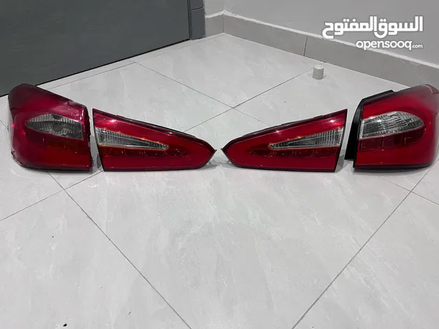 اسطب سيراتو ليد