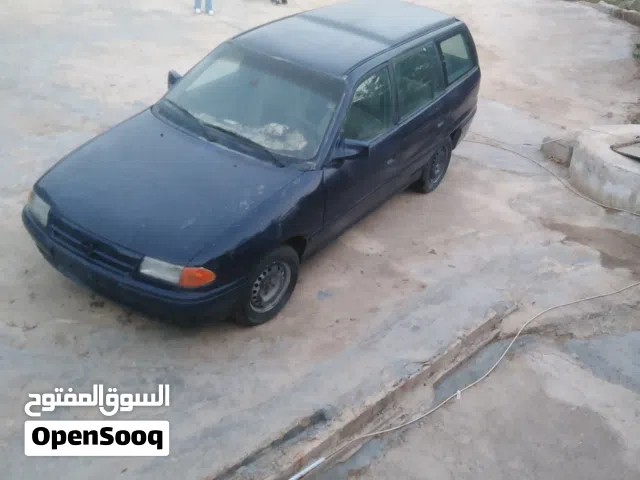 1993 أوبل استرا Design