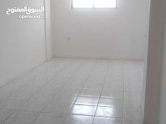 100 m2 2 Bedrooms Apartments for Rent in Zarqa Al Souq