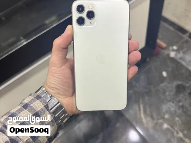 ايفون 11 برو ماكس بحالة ممتازة