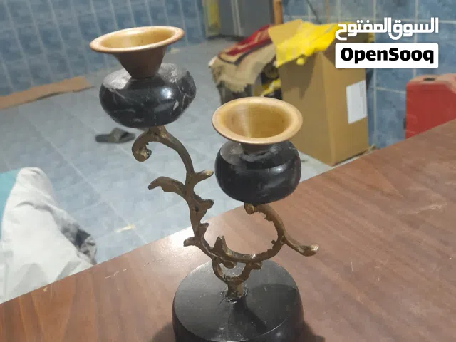 حاملة شموع نحاس ورخام تحفه فنيه وقديمه ف العمر ..نحااس صافي