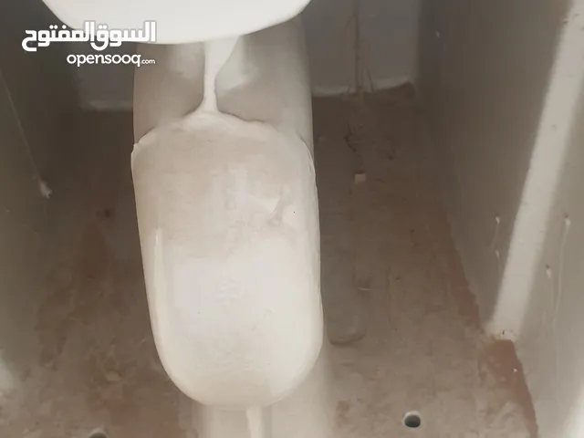 عدد 2 مراحيض جدد بسعر كزيوني سعرهم مع بعض 350