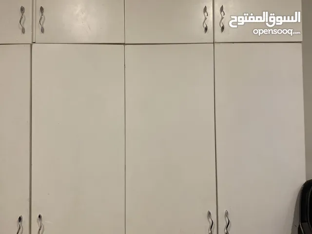 كبت مستعمل بحالة نظيفة وبرخص التراب سعره 10 دنانير حياكم الرقم في الوصف