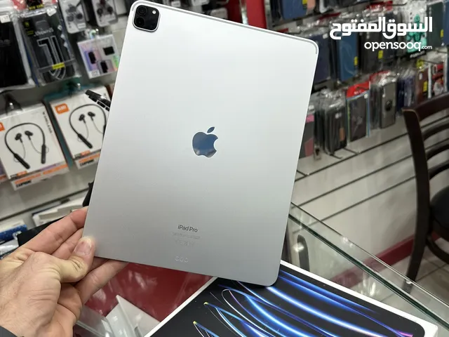 Apple iPad Pro 6 256 GB in Abu Dhabi