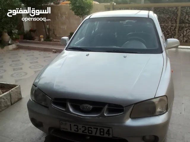 Hyundai Verna 2000 in Al Karak
