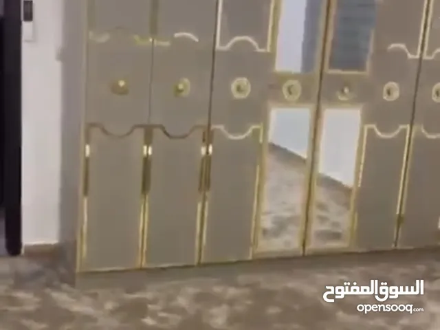 خشب لامنيت تركي 18 ميلي مكفول 5 سنوات ضد الرطوبه والعفن بدون فرشة
