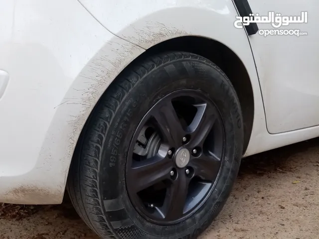 Kumho 15 Tyre & Rim in Tripoli