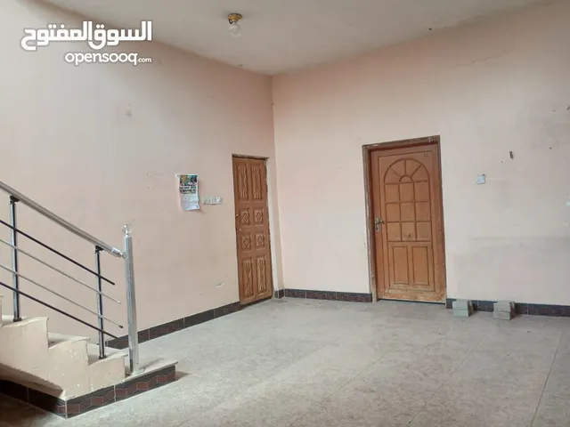 300m2 2 Bedrooms Townhouse for Rent in Basra Amitahiyah