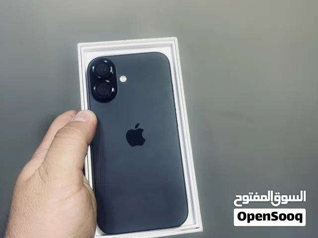 ايفون 16 لون اسود مع كرتونة 128 كفالة لشهر 8 / 2026