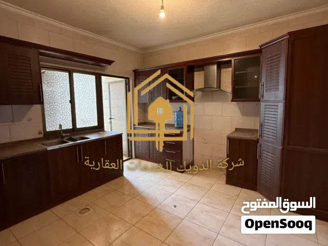 شقة فارغة - 3نوم 1ماستر - ارضية - ترس - قرب الخدمات - موقع مميز / ضاحية النخيل