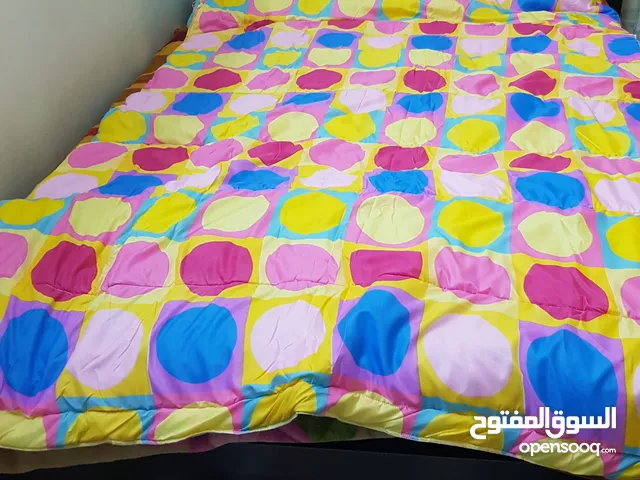 سرير 2متر في 1.5 متر      bed 2 m x 1.5 m