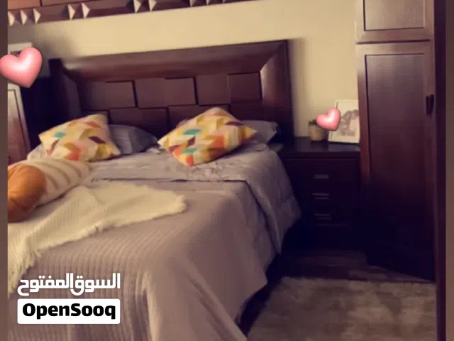 غرفة نوم وارد سويسرا خشب بلوط