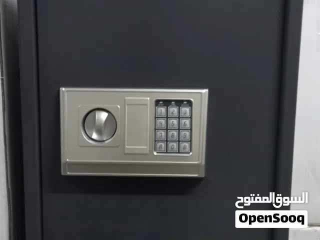 قاصات حديدية 13M كليو خزنة شركات او منازل او غرف فنادق حجم 50 سم الارتفاع كبير ديجيتال