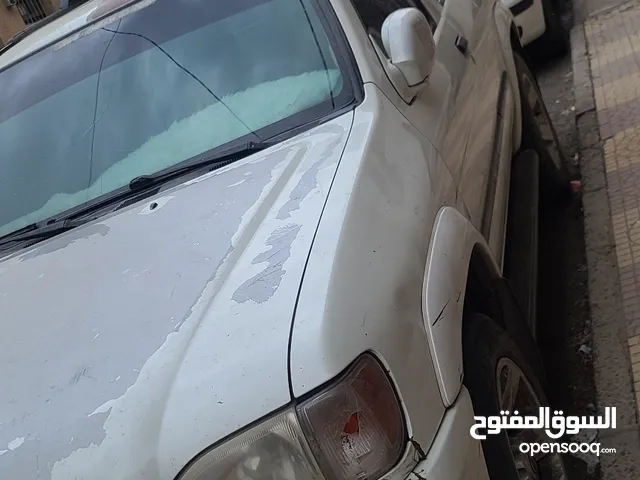 نيسان باتفندر 2002