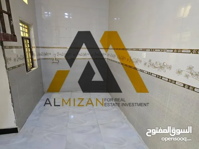 100m2 2 Bedrooms Apartments for Rent in Basra Al Mishraq al Jadeed