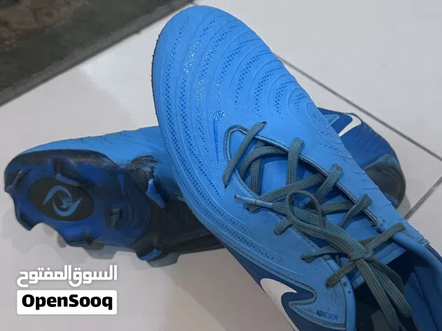 حذاء كرة قدم