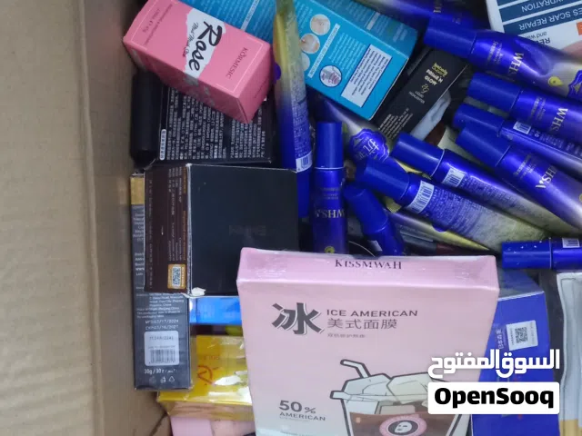 مواد العنايه بالبشره  شلعه  وحده 400  قطعه كما في الصوره