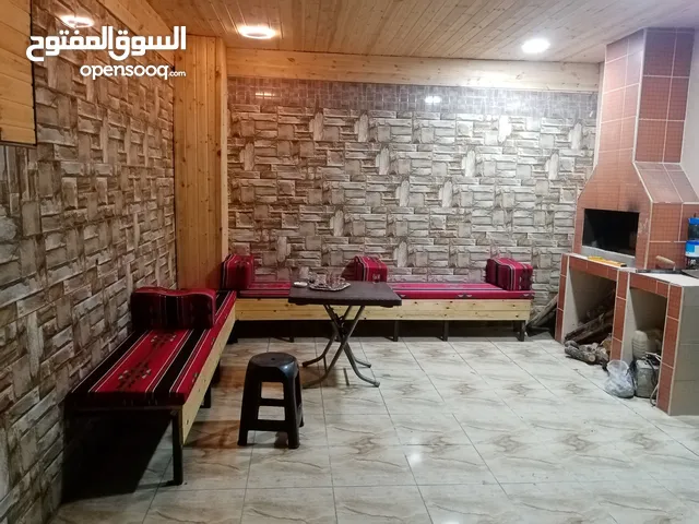 80 m2 4 Bedrooms Townhouse for Sale in Zarqa Al Autostrad