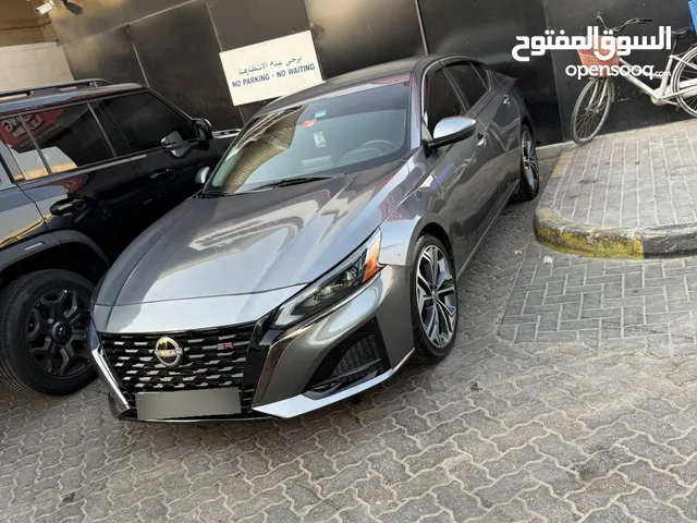 Used Nissan Altima in Dubai