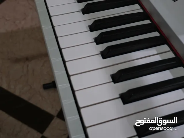 Yamaha digital piano piaggero np 32(76 sensitive keys) best choice for beginners +sustain pedal free