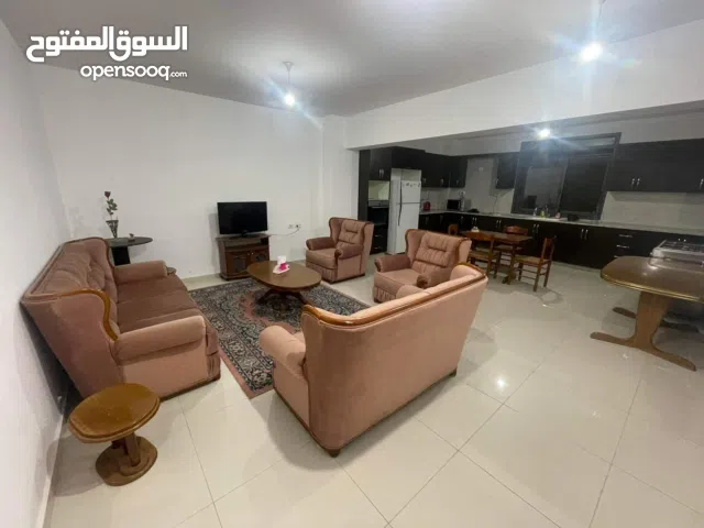 140 m2 3 Bedrooms Apartments for Sale in Ramallah and Al-Bireh Al Masyoon