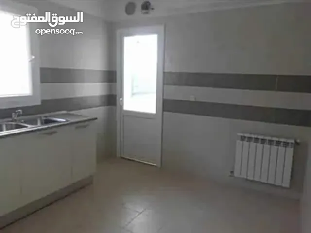 شقة s+2 مع مأوى خاص بالسيارة