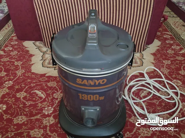 مكنسة كهربائية نوع سانيو ياباني 1300w