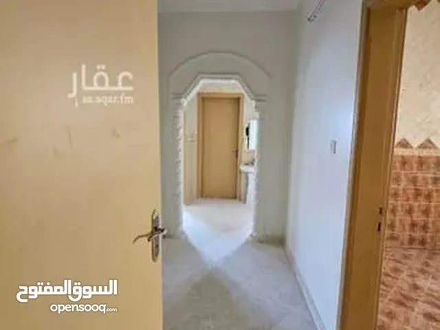 شقة للإيجار في شارع النوفلية ، حي ظهرة لبن ، الرياض