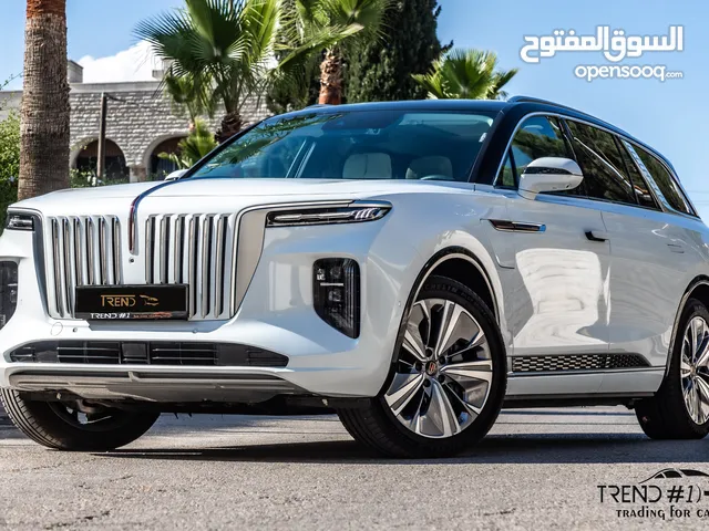 Hongqi EHS9 2022 السيارة مميزة جدا و قطعت مسافة 17,000 كيلو متر فقط