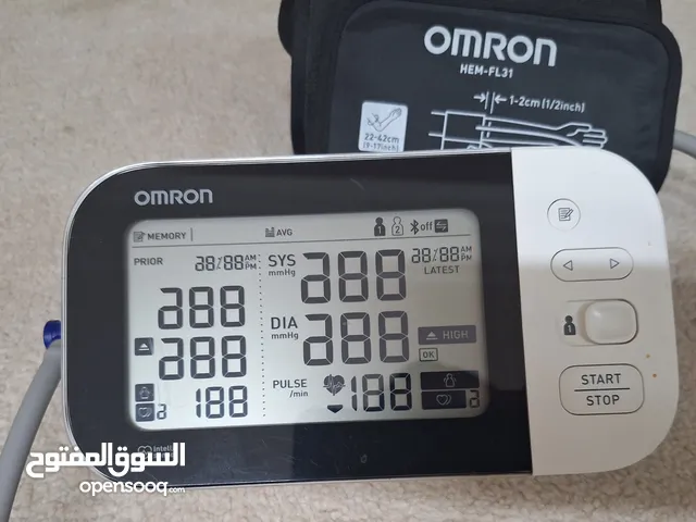 جهاز قياس ضغط الدم (Omron-M7) محمول
