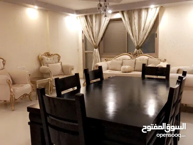 70 m2 3 Bedrooms Apartments for Rent in Ramallah and Al-Bireh Al Tira