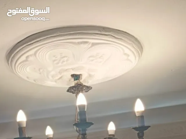 نجفة نحاس أنتيك فخمة ومعاها أباليك متطابقة