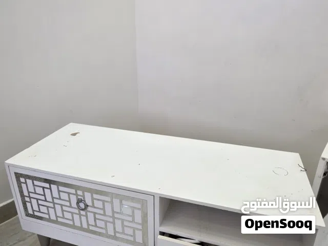 طاوله تلفزيون
