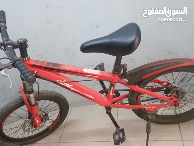 سيكل للبيع وقت الاستخدام حوالي شهرين ونص تقريبا بحالة جيدة السعر قابل للتغيير