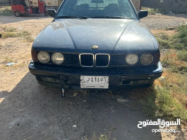 BMW موديل  1992