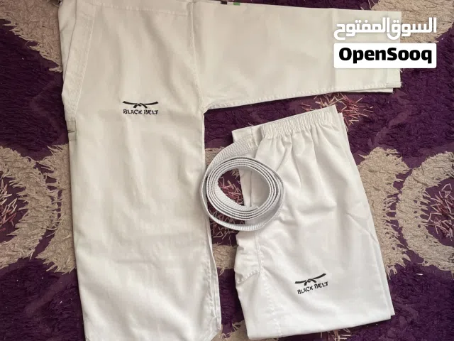 بدلة تايكوندو (Black Belt) بحالة ممتازة
