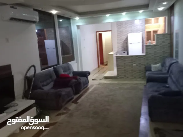 130 m2 3 Bedrooms Apartments for Rent in Tripoli Souq Al-Juma'a