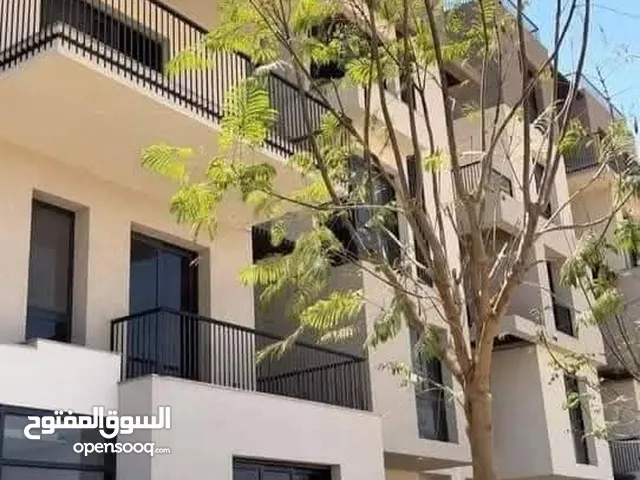 شقة استلام فوري متشطبة ارضي بجاردن للبيع داخل كومباوند سوديك ايست فالقاهرة الجديدة