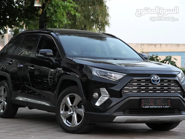 Used Toyota RAV 4 in Amman