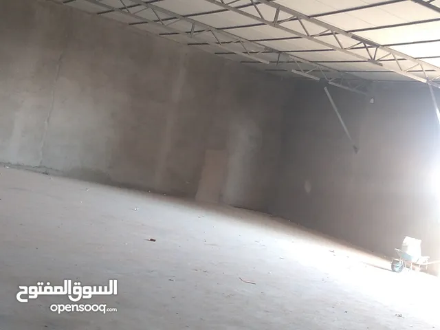 هنقر للبيع . سقف سندوتش بناء جديد