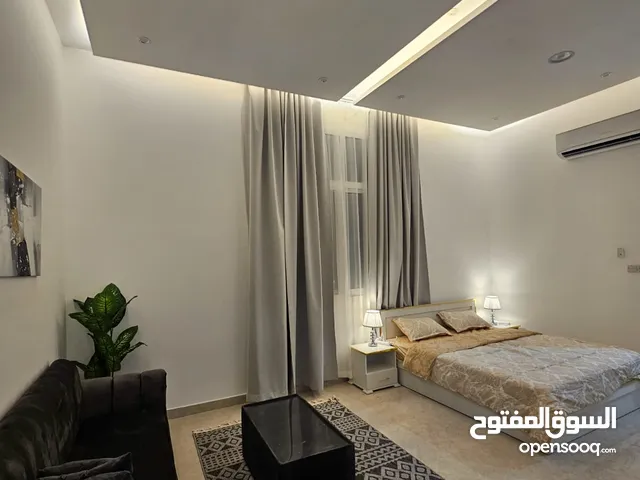 للايجار إستوديوهات مفروشه VIP ضمن فلل بمناطق العين الايجار شامل المياه والكهرباء والانترنت والصيانه