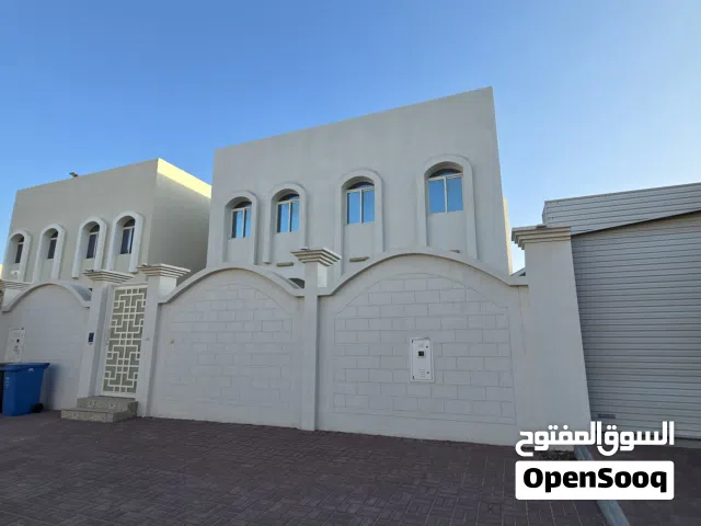 للإيجار فيلا بالصخامه