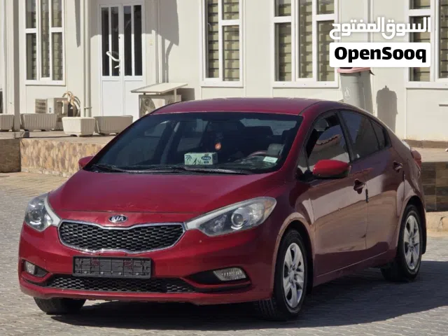 كيا فورتي 2016 رساله مفتوحه سعه محرك 18 العادي حاله السياره ممتازه