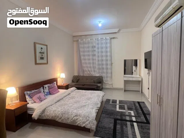 للإيجار استوديو مفروش في منطقة المويجعي قرب مطعم سردينا