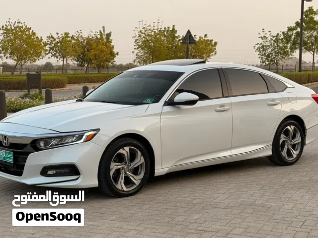 2018 هوندا اكورد EX-L