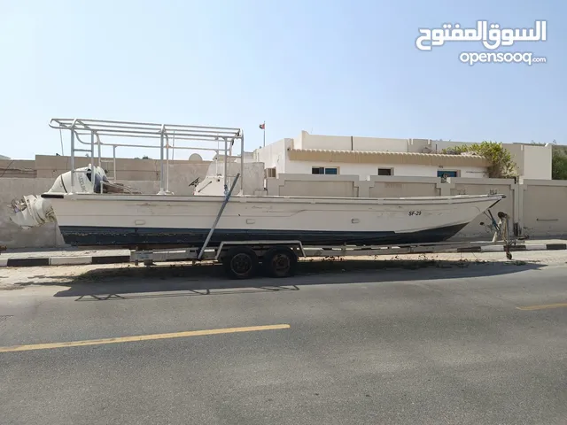 (I am selling a boat and two motors )أنا أبيع قاربًا ومحركين