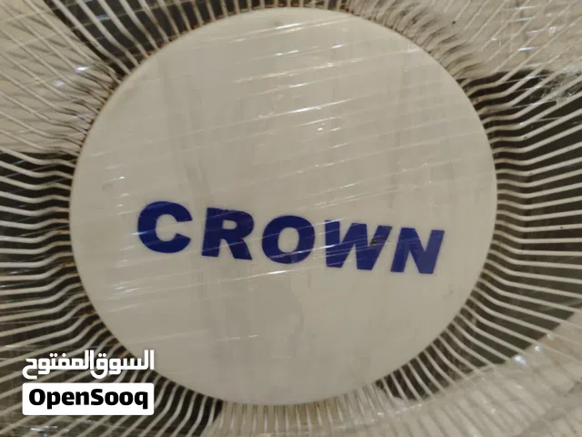 مروحه جنب نوع crawn لون ابيض لؤلؤي تحتوي على اربع ريش قويه ومفتاح سرعه من واحد لغايه 3