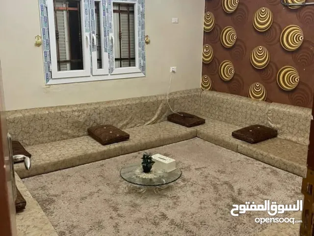 شقة للبيع بسعر مليح