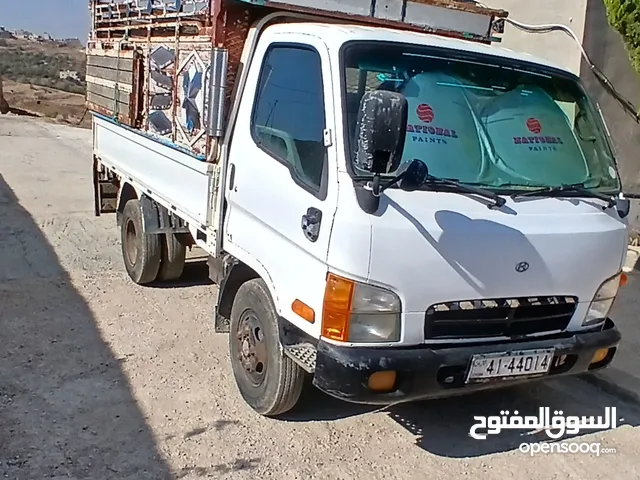 هيونداي مايتي 2005